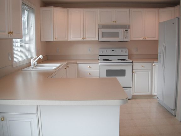 5th image of 3200 NE 169th Ave
