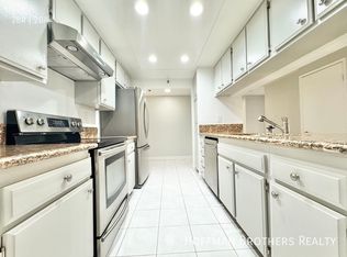 600 W 9th St APT 211, Los Angeles, CA 90015