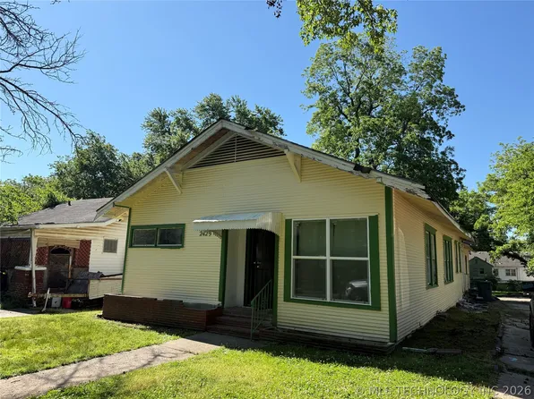 2429 Columbus St, Muskogee, OK 74401
