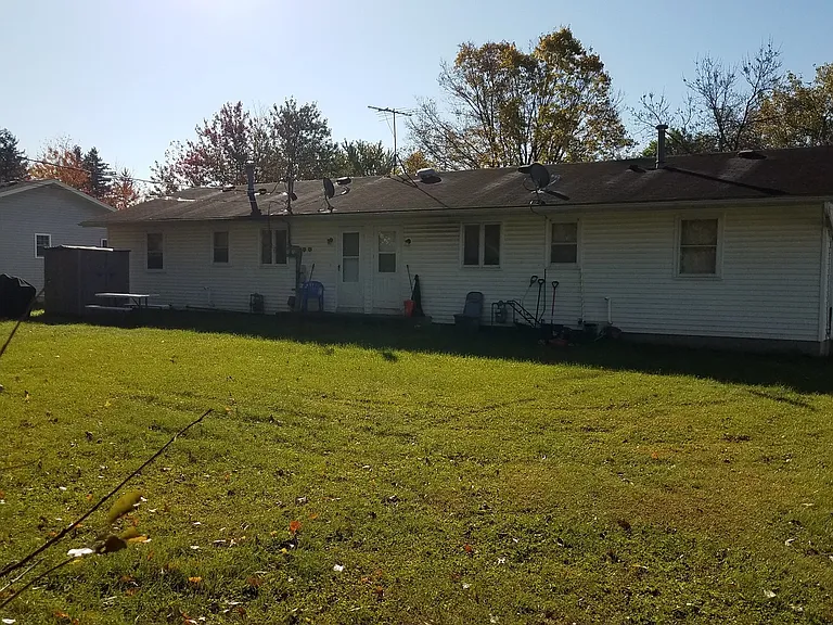 113 Emory Dr — Photo 3