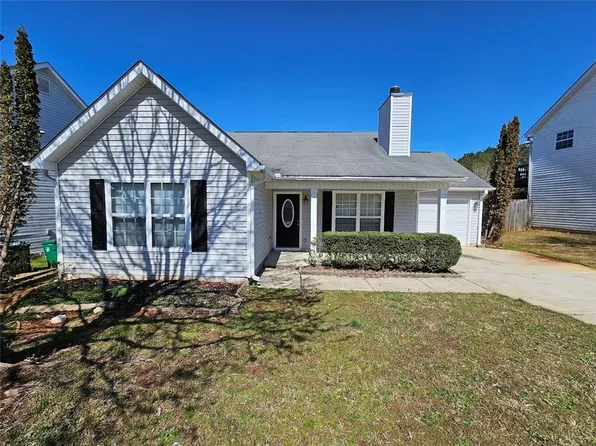 6531 Gina Agha Cir, Lithonia, GA 30038