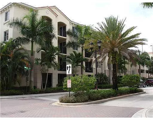 Building Photo - 3 Renaissance Way #204