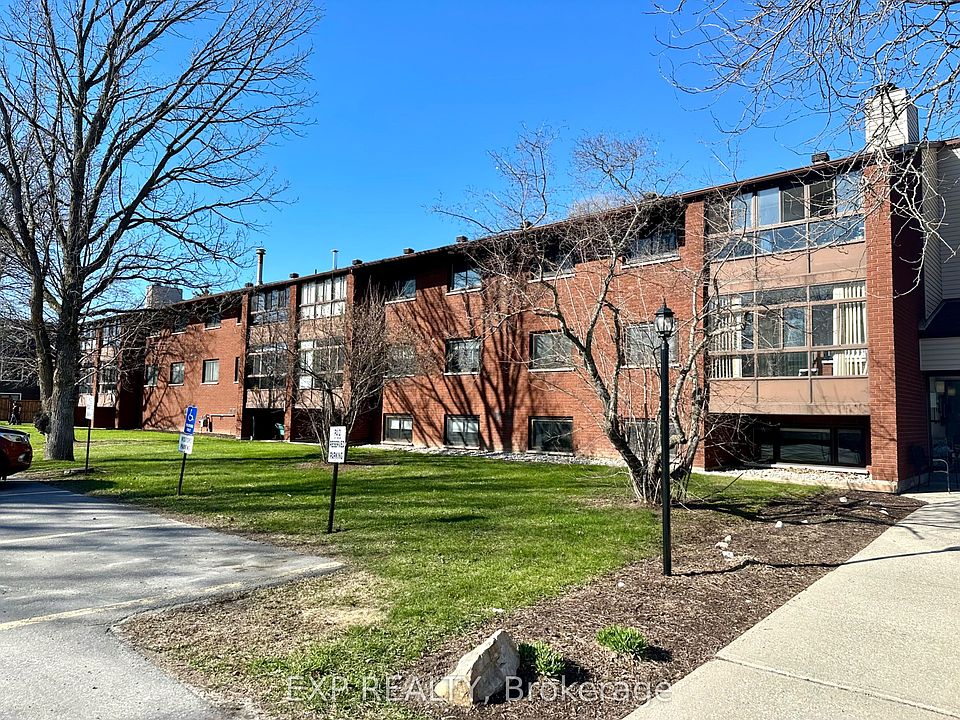 1st image of 15 Findlay Ave #208