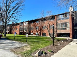 15 Findlay Ave #208, Carleton Place, ON K7C 4A2