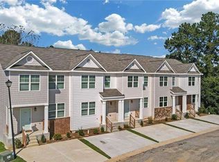 2832 Laurel Ridge Cir, East Point, GA 30344