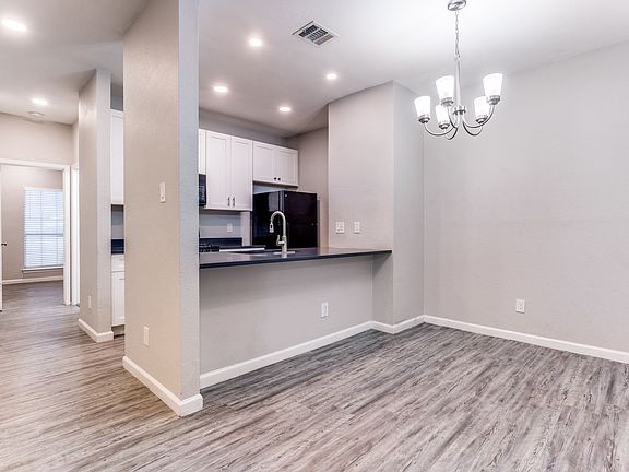 4th image of 11301 Nicole Cv APT A