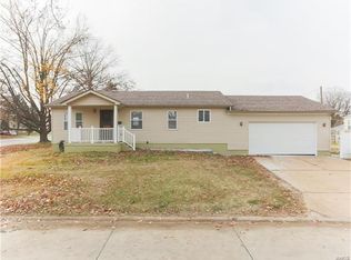 4304 Garden Park Ct, Saint Louis, MO 63123