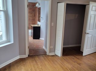 411 E 60th St #1, Chicago, IL 60637