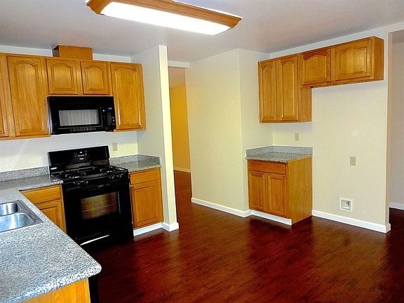 5th image of 6310 Hermosa St