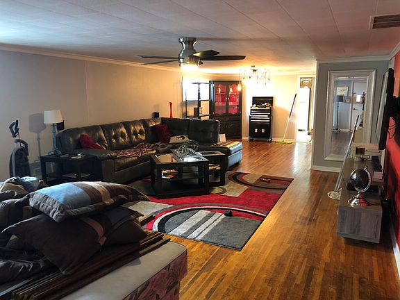 2nd image of 308 N California Ave