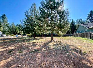 120 Tennessee View Ln, Cave Junction, OR 97523