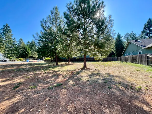 120 Tennessee View Ln, Cave Junction, OR 97523