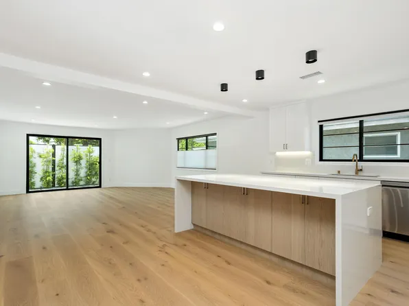 5743 Natick Ave, Sherman Oaks, CA 91411