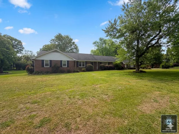 210 Redcliffe Rd, Greenville, SC 29615