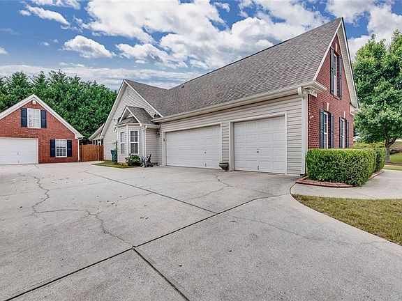 2nd image of 1202 Fountain Head Ct
