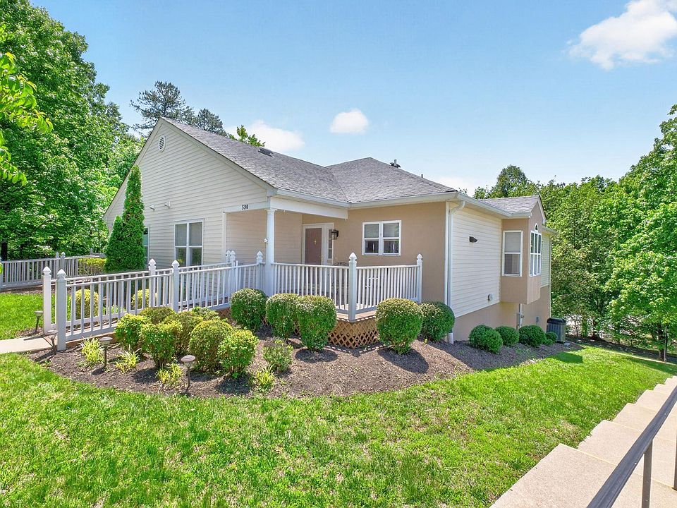 1st image of 590 Mockingbird Way