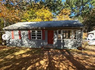 110 Logtown Rd, Amherst, MA 01002