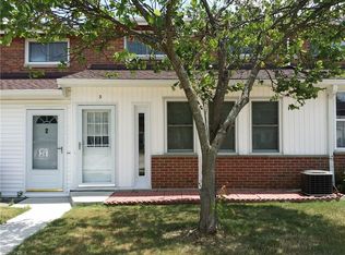25475 Country Club Blvd UNIT 3, North Olmsted, OH 44070