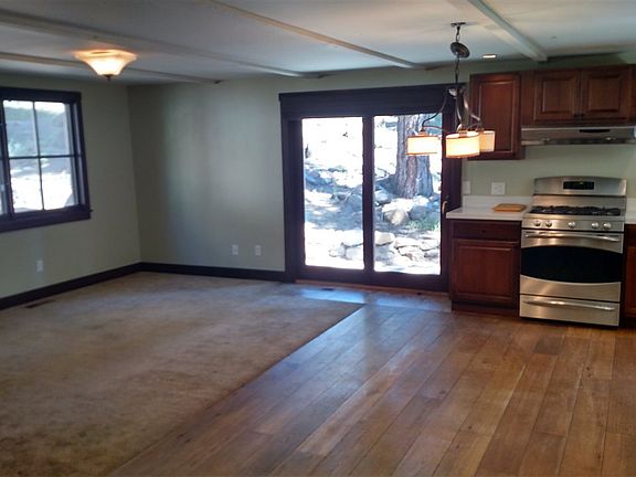 3rd image of 380 Olive St