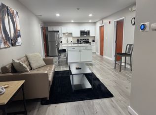 (Undisclosed Address), Woodbridge, CT 06525