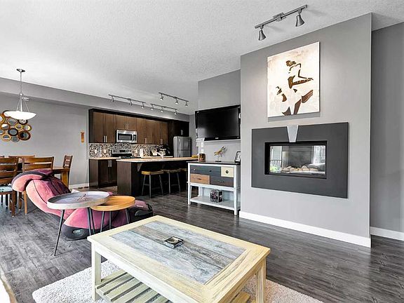 5th image of 410 S Cranford Walk SE
