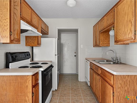 4th image of 105 Northern Dove Ln