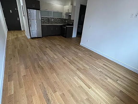 3rd image of 143 Woodbine St #1B