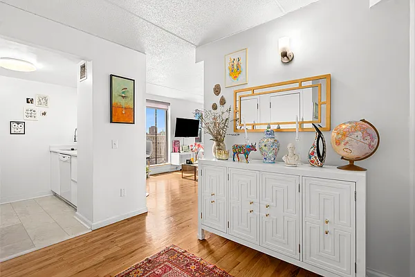 Rented by Compass | media 5