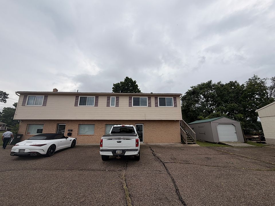 1st image of 3327 Middlebranch Ave NE #3327