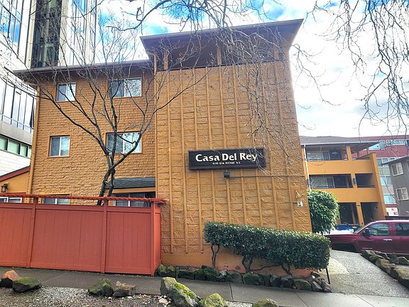 3rd image of 4116 12th Ave NE #1B-1Ba-400Sqft