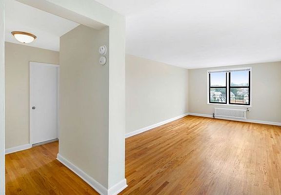 2nd image of 6981 108th St APT 5I