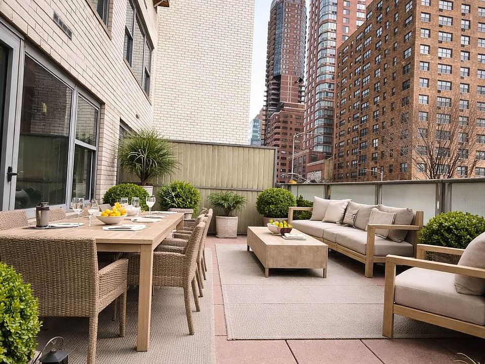 1st image of 250 E 63rd St #2J