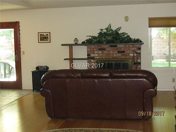 5th image of 1126 Mariposa Way