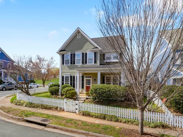 1803 Clay Dr, Crozet, VA 22932