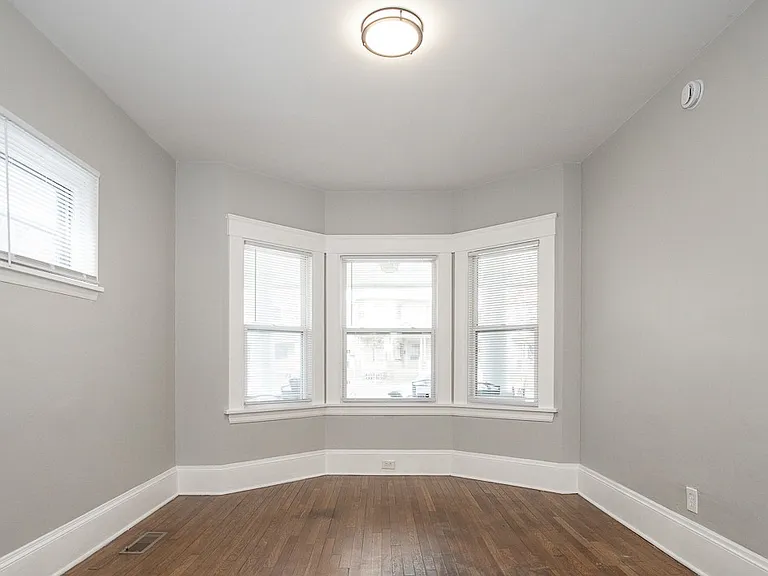 6915 Franklin Blvd Unit D — Photo 8