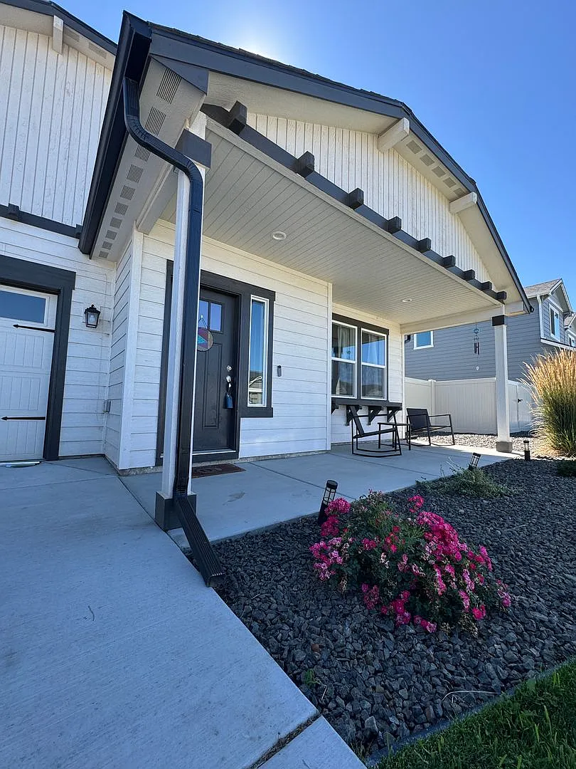 Non-Refundable & Security Deposit Total: $2650.00 — Photo 3