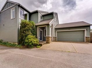 352 SE 70th Ave, Hillsboro, OR 97123
