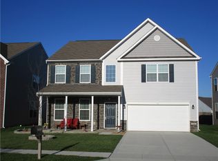 2035 Lakecrest Dr, Columbus, IN