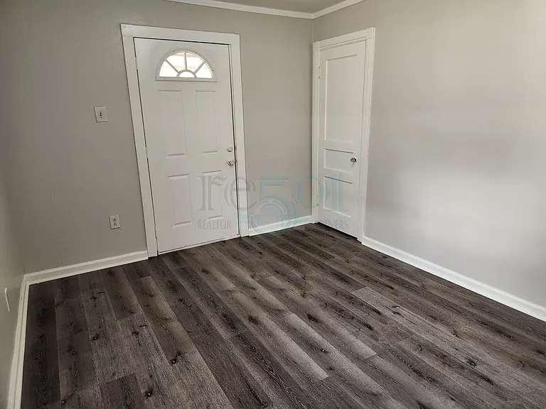 3402 Lilac Ter — Photo 14