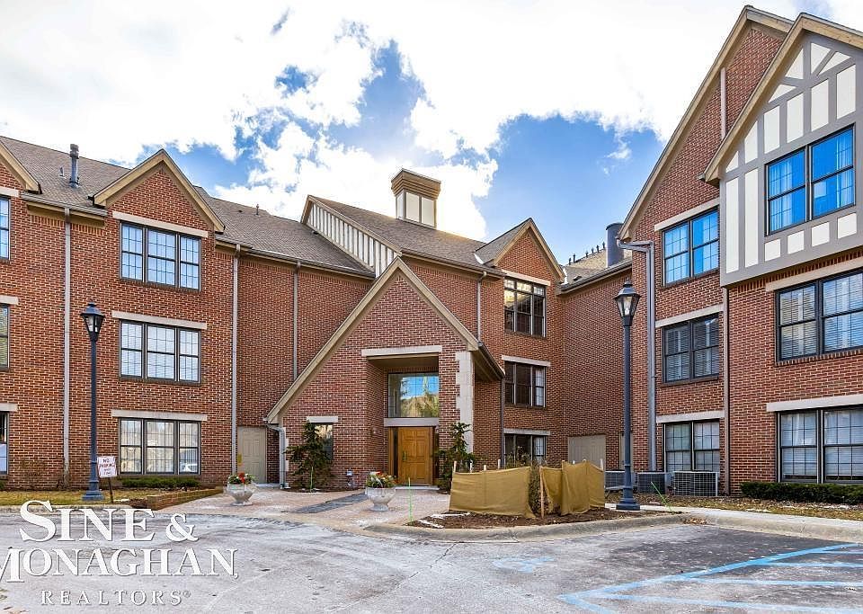 1st image of 62 Pointe Park Pl #308
