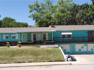 6444 Paseo Blvd, Kansas City, MO 64131