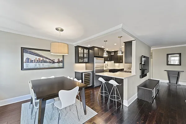 Sold by Nest Seekers International | media 22