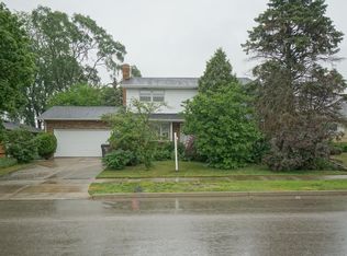2237 Yeoman St, Waukegan, IL