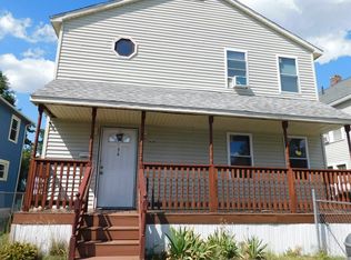 76 Manhattan St, Springfield, MA 01109