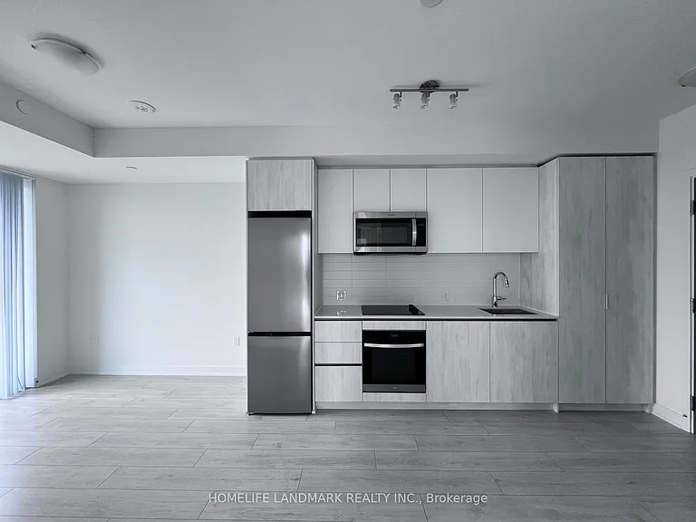 5858 Yonge St #2223 — Photo 1