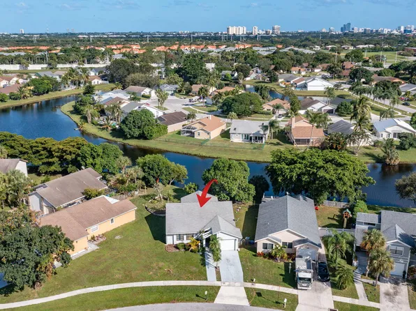 4763 Brook Drive, West Palm Beach, FL 33417