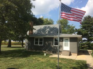 1083 N 1800 East Rd, Heyworth, IL 61745