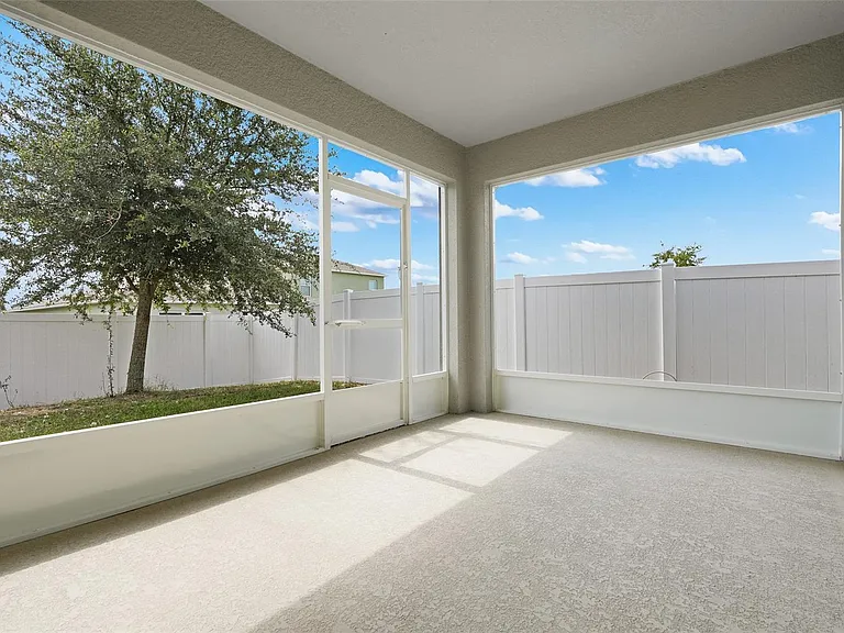 3881 Brant Pl — Photo 28
