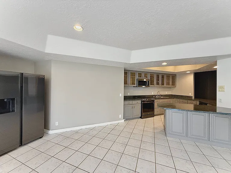 825 N Capitol Blvd — Photo 10