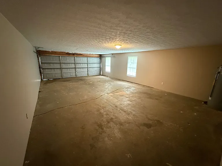 100 Peek Dr — Photo 6